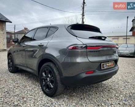 Серый Додж Hornet, объемом двигателя 2 л и пробегом 20 тыс. км за 26999 $, фото 4 на Automoto.ua