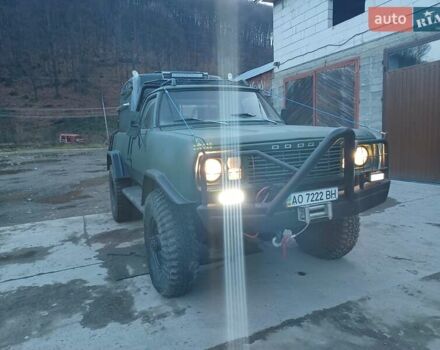 Зеленый Додж M 880, объемом двигателя 4.6 л и пробегом 15 тыс. км за 19999 $, фото 27 на Automoto.ua