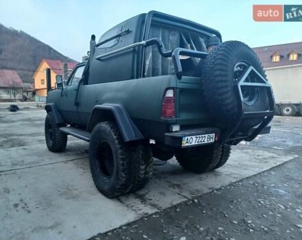 Зеленый Додж M 880, объемом двигателя 4.6 л и пробегом 15 тыс. км за 19999 $, фото 3 на Automoto.ua