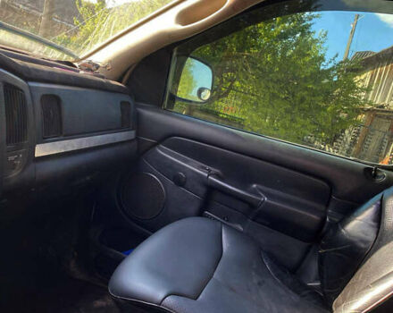 Белый Додж RAM 1500, объемом двигателя 4.7 л и пробегом 316 тыс. км за 8700 $, фото 1 на Automoto.ua