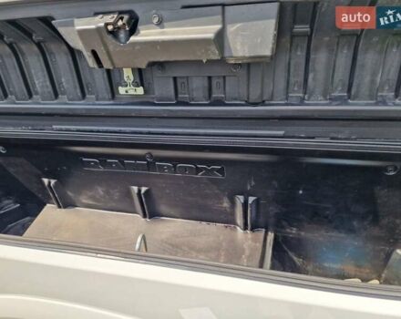 Білий Додж RAM 1500, об'ємом двигуна 5.7 л та пробігом 227 тис. км за 23800 $, фото 17 на Automoto.ua