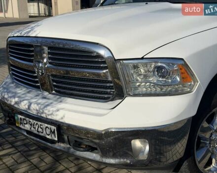Белый Додж RAM 1500, объемом двигателя 2.99 л и пробегом 220 тыс. км за 24500 $, фото 2 на Automoto.ua