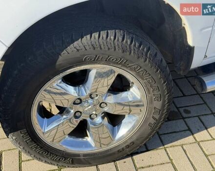 Белый Додж RAM 1500, объемом двигателя 2.99 л и пробегом 220 тыс. км за 24500 $, фото 3 на Automoto.ua