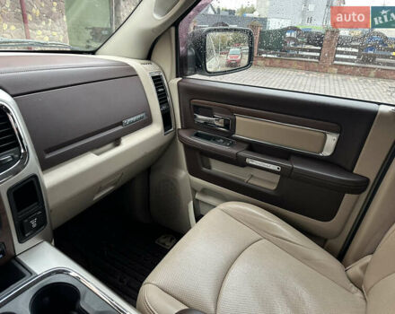 Белый Додж RAM 1500, объемом двигателя 3 л и пробегом 210 тыс. км за 35777 $, фото 14 на Automoto.ua