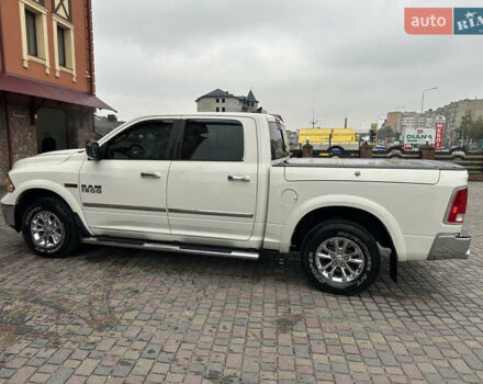 Белый Додж RAM 1500, объемом двигателя 3 л и пробегом 210 тыс. км за 35777 $, фото 2 на Automoto.ua