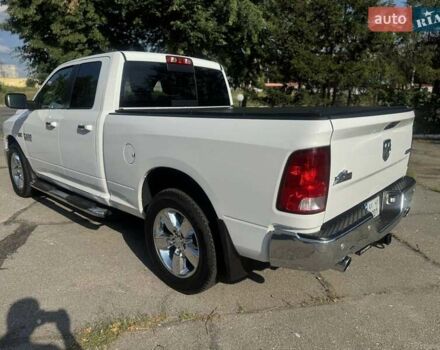 Белый Додж RAM 1500, объемом двигателя 5.7 л и пробегом 113 тыс. км за 28000 $, фото 17 на Automoto.ua