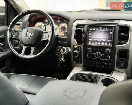 Белый Додж RAM 1500, объемом двигателя 5.66 л и пробегом 150 тыс. км за 40000 $, фото 34 на Automoto.ua