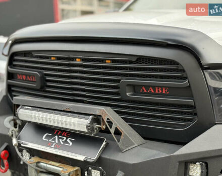 Белый Додж RAM 1500, объемом двигателя 5.66 л и пробегом 150 тыс. км за 40000 $, фото 20 на Automoto.ua