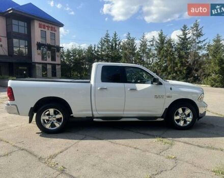 Белый Додж RAM 1500, объемом двигателя 5.7 л и пробегом 113 тыс. км за 28000 $, фото 14 на Automoto.ua