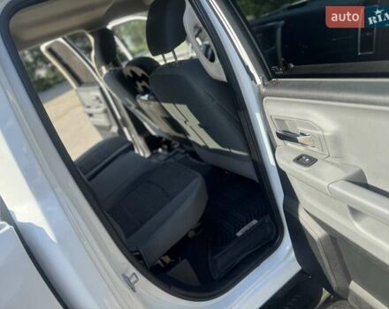 Белый Додж RAM 1500, объемом двигателя 5.7 л и пробегом 113 тыс. км за 28000 $, фото 8 на Automoto.ua