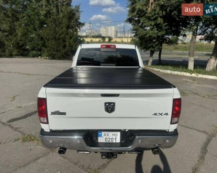 Белый Додж RAM 1500, объемом двигателя 5.7 л и пробегом 113 тыс. км за 28000 $, фото 16 на Automoto.ua