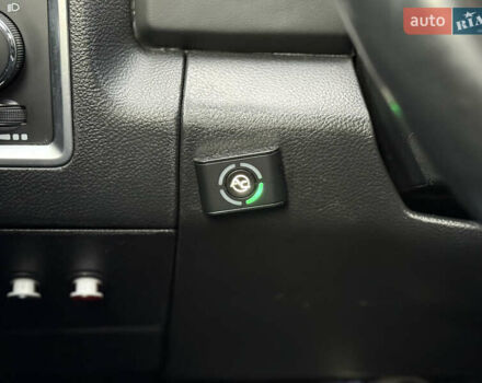 Белый Додж RAM 1500, объемом двигателя 5.66 л и пробегом 150 тыс. км за 40000 $, фото 26 на Automoto.ua