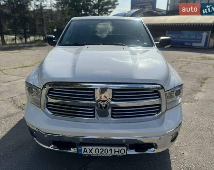 Белый Додж RAM 1500, объемом двигателя 5.7 л и пробегом 113 тыс. км за 28000 $, фото 12 на Automoto.ua