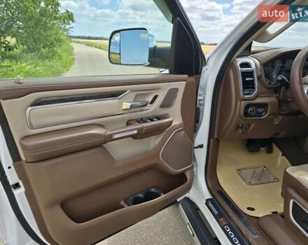Білий Додж RAM 1500, об'ємом двигуна 5.7 л та пробігом 100 тис. км за 41000 $, фото 15 на Automoto.ua