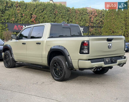Белый Додж RAM 1500, объемом двигателя 5.65 л и пробегом 41 тыс. км за 50000 $, фото 3 на Automoto.ua