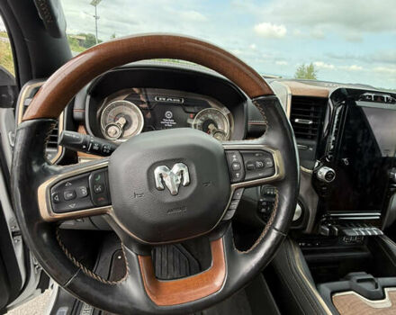 Белый Додж RAM 1500, объемом двигателя 5.7 л и пробегом 139 тыс. км за 44999 $, фото 17 на Automoto.ua