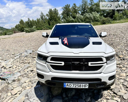 Білий Додж RAM 1500, об'ємом двигуна 5.65 л та пробігом 84 тис. км за 62500 $, фото 11 на Automoto.ua