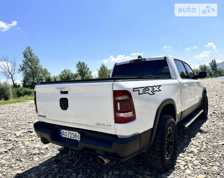 Білий Додж RAM 1500, об'ємом двигуна 5.65 л та пробігом 84 тис. км за 62500 $, фото 5 на Automoto.ua