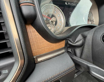 Белый Додж RAM 1500, объемом двигателя 5.7 л и пробегом 139 тыс. км за 44999 $, фото 21 на Automoto.ua