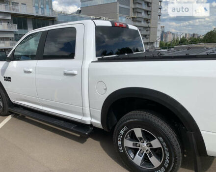 Белый Додж RAM 1500, объемом двигателя 3.6 л и пробегом 60 тыс. км за 39999 $, фото 6 на Automoto.ua