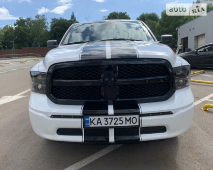Белый Додж RAM 1500, объемом двигателя 3.6 л и пробегом 60 тыс. км за 39999 $, фото 1 на Automoto.ua