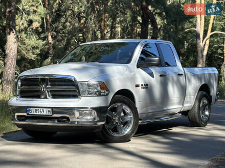 Додж RAM 1500 2013 в Киеве на Automoto.ua Белый Додж RAM 1500, объемом двигателя 5.7 л и пробегом 78 тыс. км за 19900 $, фото 1 на Automoto.ua