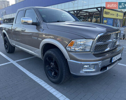 Бежевый Додж RAM 1500, объемом двигателя 5.65 л и пробегом 240 тыс. км за 20500 $, фото 4 на Automoto.ua