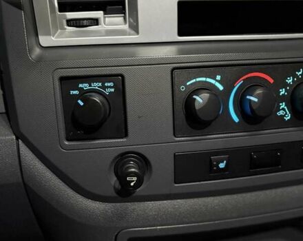 Черный Додж RAM 1500, объемом двигателя 5.65 л и пробегом 170 тыс. км за 27000 $, фото 20 на Automoto.ua