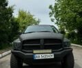 Черный Додж RAM 1500, объемом двигателя 5.7 л и пробегом 174 тыс. км за 26000 $, фото 1 на Automoto.ua