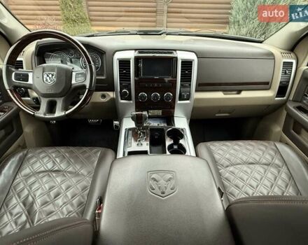 Чорний Додж RAM 1500, об'ємом двигуна 5.65 л та пробігом 166 тис. км за 16700 $, фото 76 на Automoto.ua