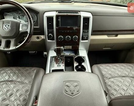 Чорний Додж RAM 1500, об'ємом двигуна 5.65 л та пробігом 166 тис. км за 16700 $, фото 94 на Automoto.ua