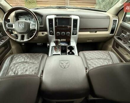 Чорний Додж RAM 1500, об'ємом двигуна 5.65 л та пробігом 166 тис. км за 16700 $, фото 98 на Automoto.ua