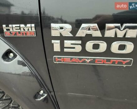 Чорний Додж RAM 1500, об'ємом двигуна 5.65 л та пробігом 166 тис. км за 16700 $, фото 86 на Automoto.ua