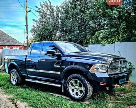 Черный Додж RAM 1500, объемом двигателя 5.65 л и пробегом 110 тыс. км за 18000 $, фото 2 на Automoto.ua