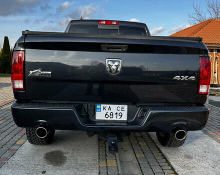 Чорний Додж RAM 1500, об'ємом двигуна 5.7 л та пробігом 119 тис. км за 22000 $, фото 5 на Automoto.ua