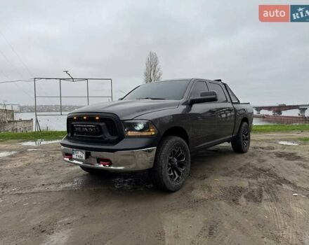 Черный Додж RAM 1500, объемом двигателя 2.99 л и пробегом 263 тыс. км за 28900 $, фото 5 на Automoto.ua