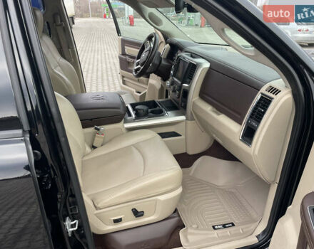 Черный Додж RAM 1500, объемом двигателя 3 л и пробегом 243 тыс. км за 35000 $, фото 12 на Automoto.ua