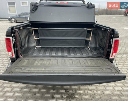 Черный Додж RAM 1500, объемом двигателя 3 л и пробегом 243 тыс. км за 35000 $, фото 9 на Automoto.ua