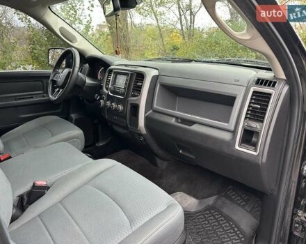 Додж RAM 1500 2016 в Белой Церкве на Automoto.ua Черный Додж RAM 1500, объемом двигателя 3.6 л и пробегом 115 тыс. км за 22500 $, фото 16 на Automoto.ua