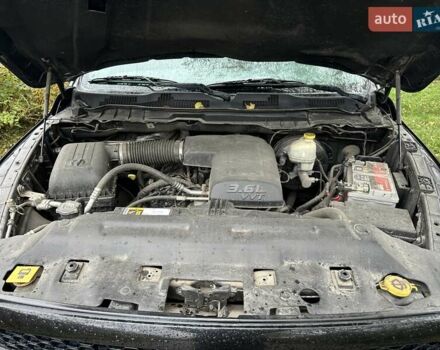 Додж RAM 1500 2016 в Белой Церкве на Automoto.ua Черный Додж RAM 1500, объемом двигателя 3.6 л и пробегом 115 тыс. км за 22500 $, фото 44 на Automoto.ua