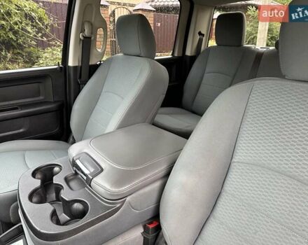 Додж RAM 1500 2016 в Белой Церкве на Automoto.ua Черный Додж RAM 1500, объемом двигателя 3.6 л и пробегом 115 тыс. км за 22500 $, фото 26 на Automoto.ua