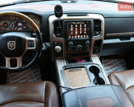 Черный Додж RAM 1500, объемом двигателя 5.7 л и пробегом 281 тыс. км за 39900 $, фото 47 на Automoto.ua