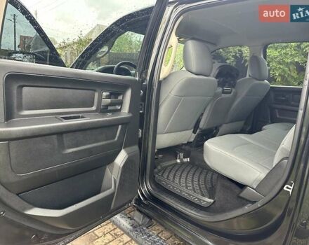 Додж RAM 1500 2016 в Белой Церкве на Automoto.ua Черный Додж RAM 1500, объемом двигателя 3.6 л и пробегом 115 тыс. км за 22500 $, фото 24 на Automoto.ua