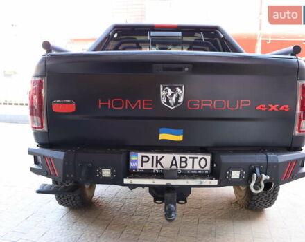 Черный Додж RAM 1500, объемом двигателя 5.7 л и пробегом 281 тыс. км за 39900 $, фото 8 на Automoto.ua