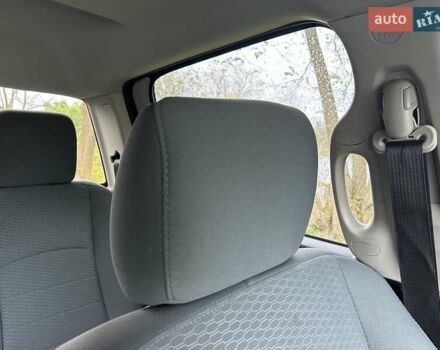 Додж RAM 1500 2016 в Белой Церкве на Automoto.ua Черный Додж RAM 1500, объемом двигателя 3.6 л и пробегом 115 тыс. км за 22500 $, фото 41 на Automoto.ua