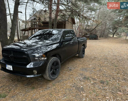 Черный Додж RAM 1500, объемом двигателя 3.6 л и пробегом 110 тыс. км за 21200 $, фото 6 на Automoto.ua