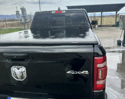 Чорний Додж RAM 1500, об'ємом двигуна 5.7 л та пробігом 81 тис. км за 50888 $, фото 4 на Automoto.ua