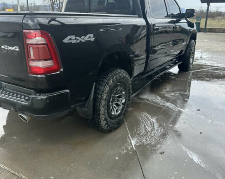 Чорний Додж RAM 1500, об'ємом двигуна 5.7 л та пробігом 81 тис. км за 50888 $, фото 8 на Automoto.ua