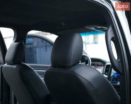 Чорний Додж RAM 1500, об'ємом двигуна 2.99 л та пробігом 28 тис. км за 37000 $, фото 4 на Automoto.ua