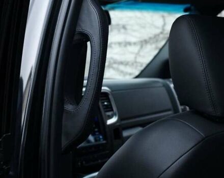 Чорний Додж RAM 1500, об'ємом двигуна 2.99 л та пробігом 28 тис. км за 37000 $, фото 5 на Automoto.ua
